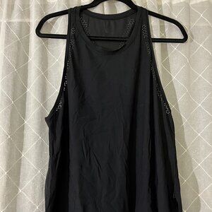 black lululemon athletic tank top size 10